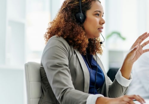 What are the roles and responsibilities of senior it support?